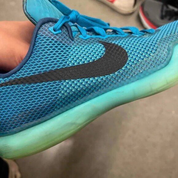 Nike Kobe 10 GS '5AM Flight' 726067403 Gs size 7Y/ 8.5 women used no box - Picture 7 of 7